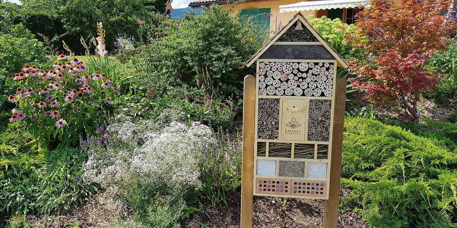 Hotel à insecte conçu par Espaces Paysages